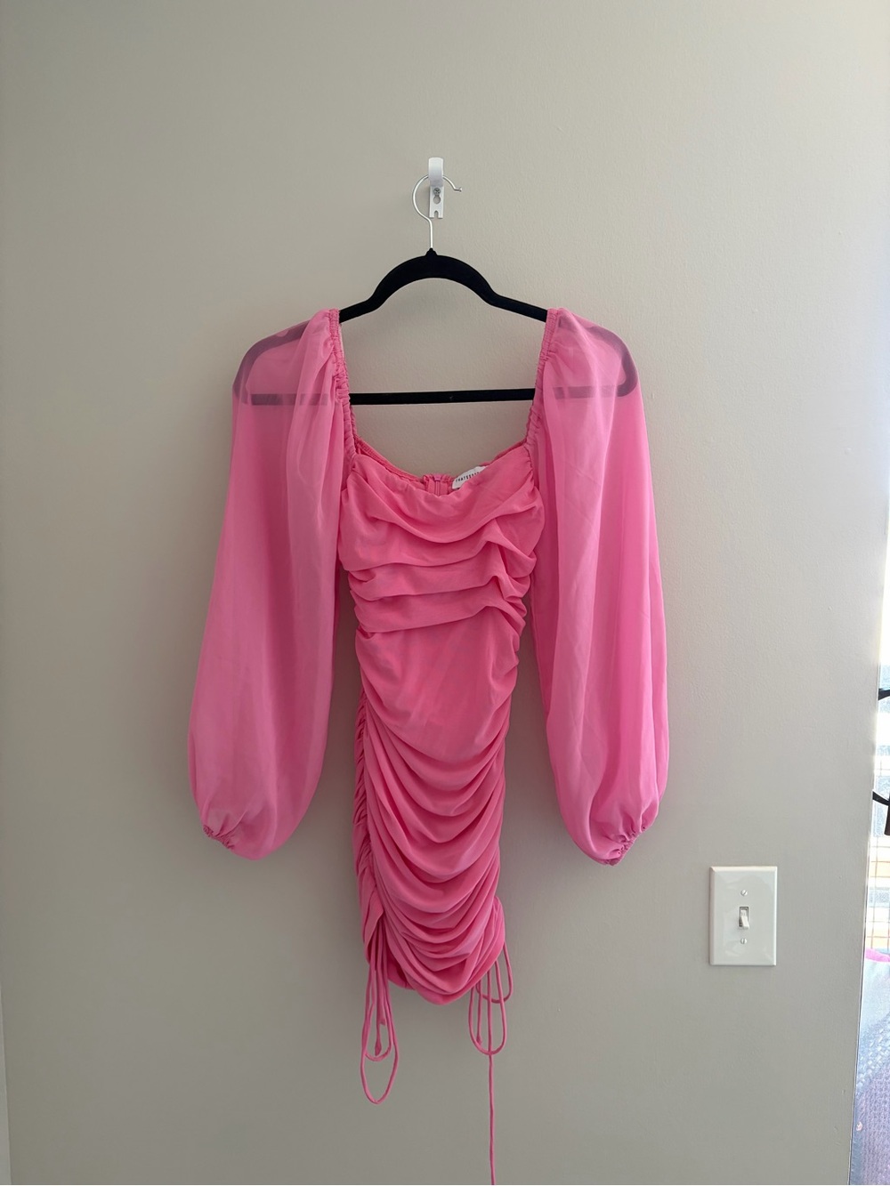 Pink Puff-Sleeve Ruched Mini Dress - Picture 3 of 4